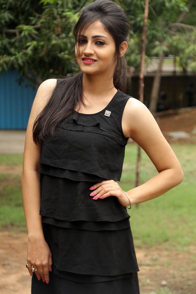 Sonal Singh Stills In Black Dress At Koothan Tamil Movie Shooting Spot