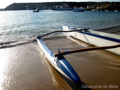 Canoa havaiana em Noronha