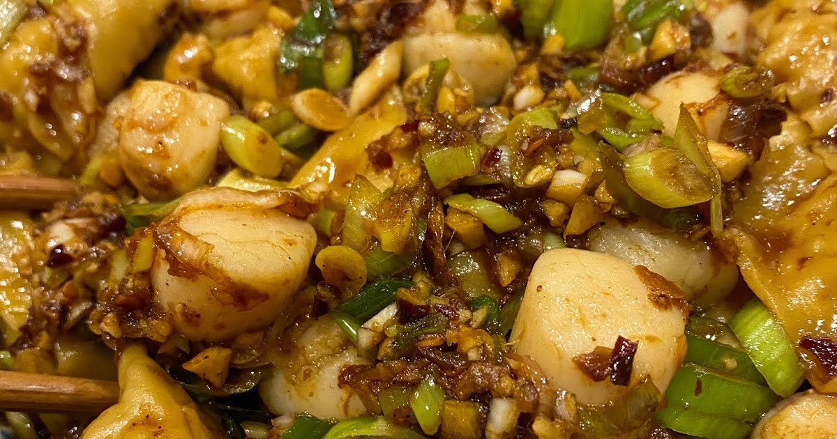 Gong hei fat choy! Sichuan Style Wonton in Chilli oil