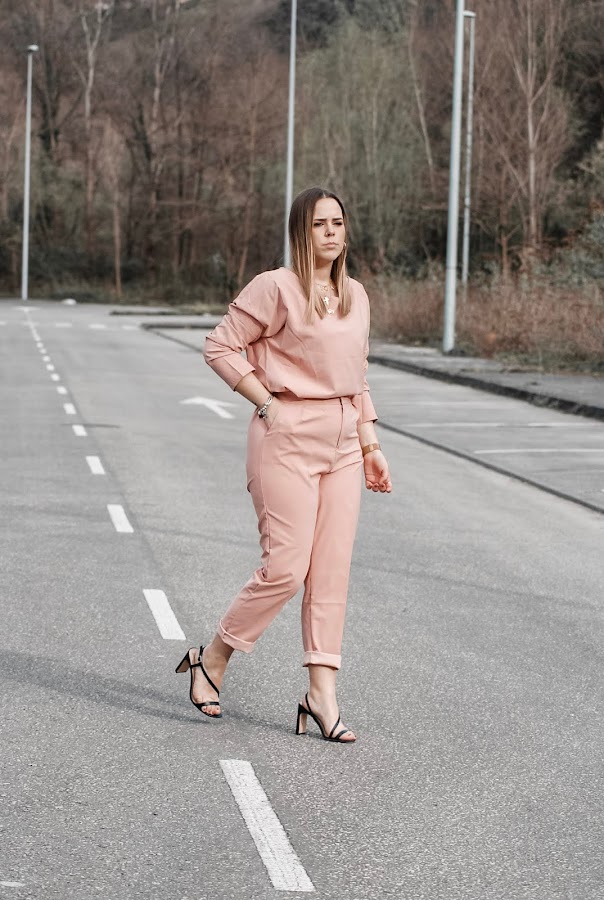 Outfit conjunto dos piezas de JustFashionNow