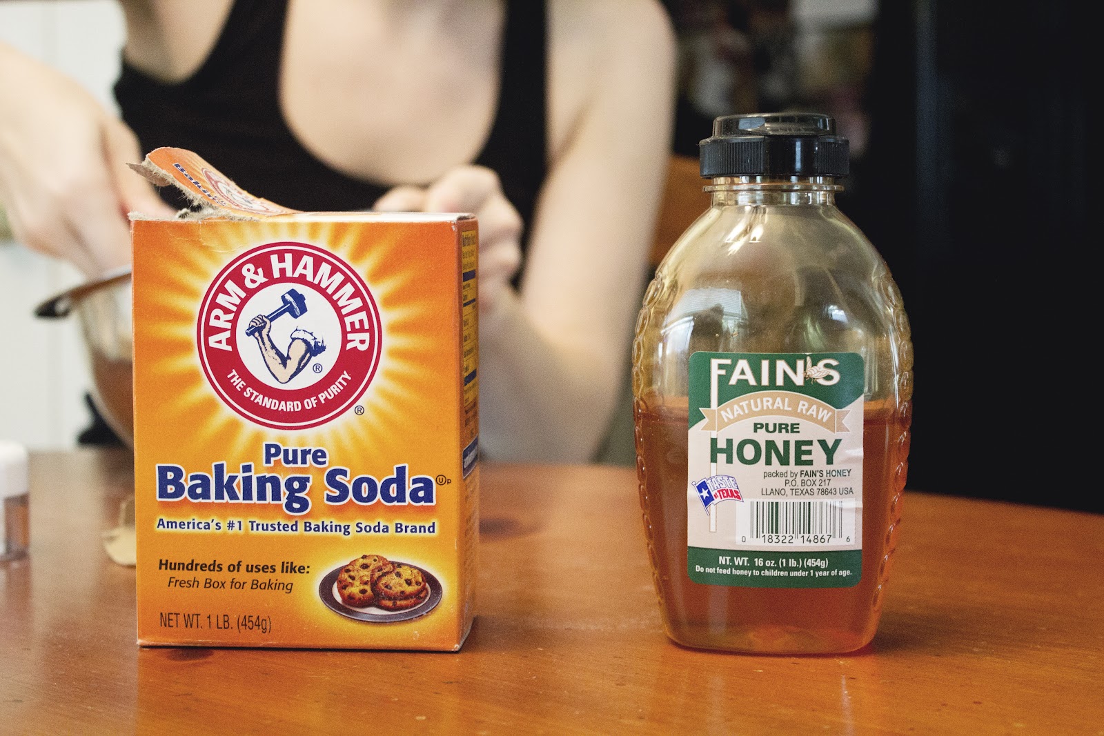 Мед и сода. Миндаль сода и мед. Набор Baking Soda. Сода -мед для потенции фото.
