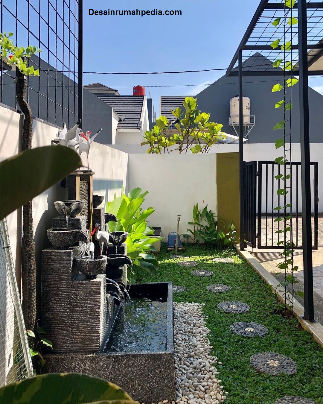 Desain Terbaru, Cara Membuat Taman Kecil Di Depan Rumah