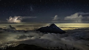 ASAL MULA GUNUNG MERAPI #GunungMerapi