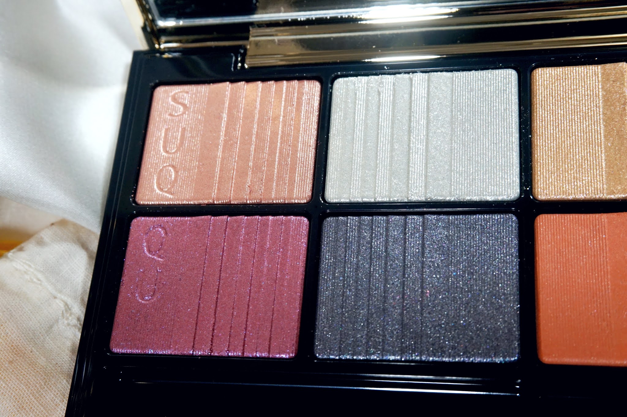 SUQQU 2020 Holiday Eyeshadow Palette Review and Swatches