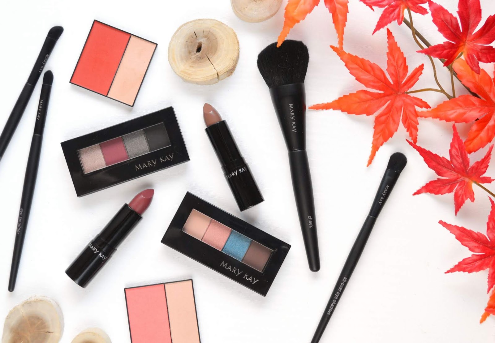 MAKEUP Mary Kay Fall 2019 Collection with Makeup Look Cosmetic