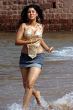Sheryl-Brindo-Hot-Tamil-Actress
