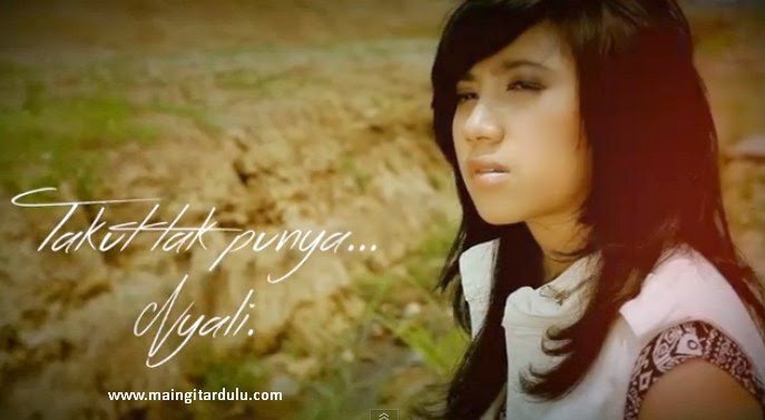 Chord Gitar Cerita Dia Ucap Natal