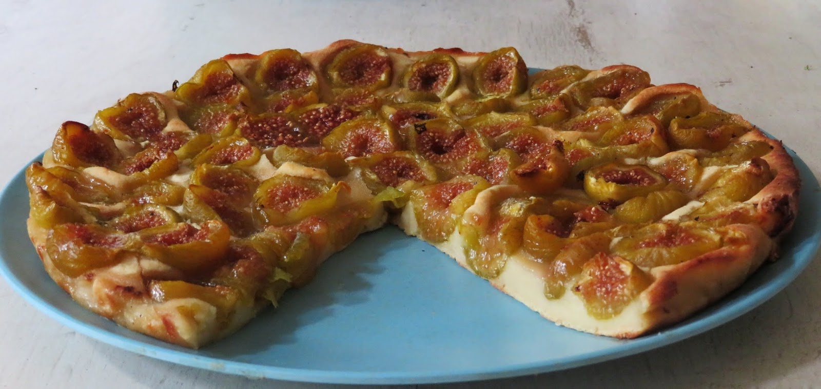 Tarte aux figues blanches et à la noix de coco sans gluten ni lactose