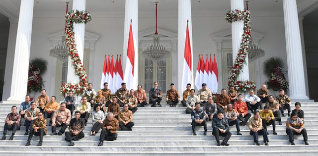 Kebijakan Jokowi Dikritik JK Dan Said Aqil, Saiful Anam: Ibarat Kapal, Tinggal Tunggu Waktunya Tenggelam Kebijakan Jokowi Dikritik JK Dan Said Aqil, Saiful Anam: Ibarat Kapal, Tinggal Tunggu Waktunya Tenggelam