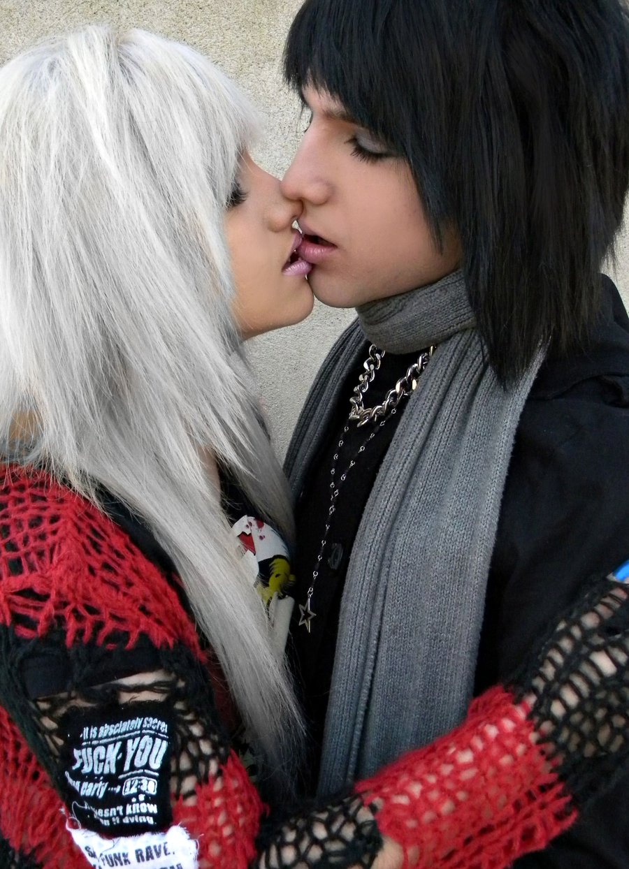 Saisowq Emo Blog Emo Kissing Part 2