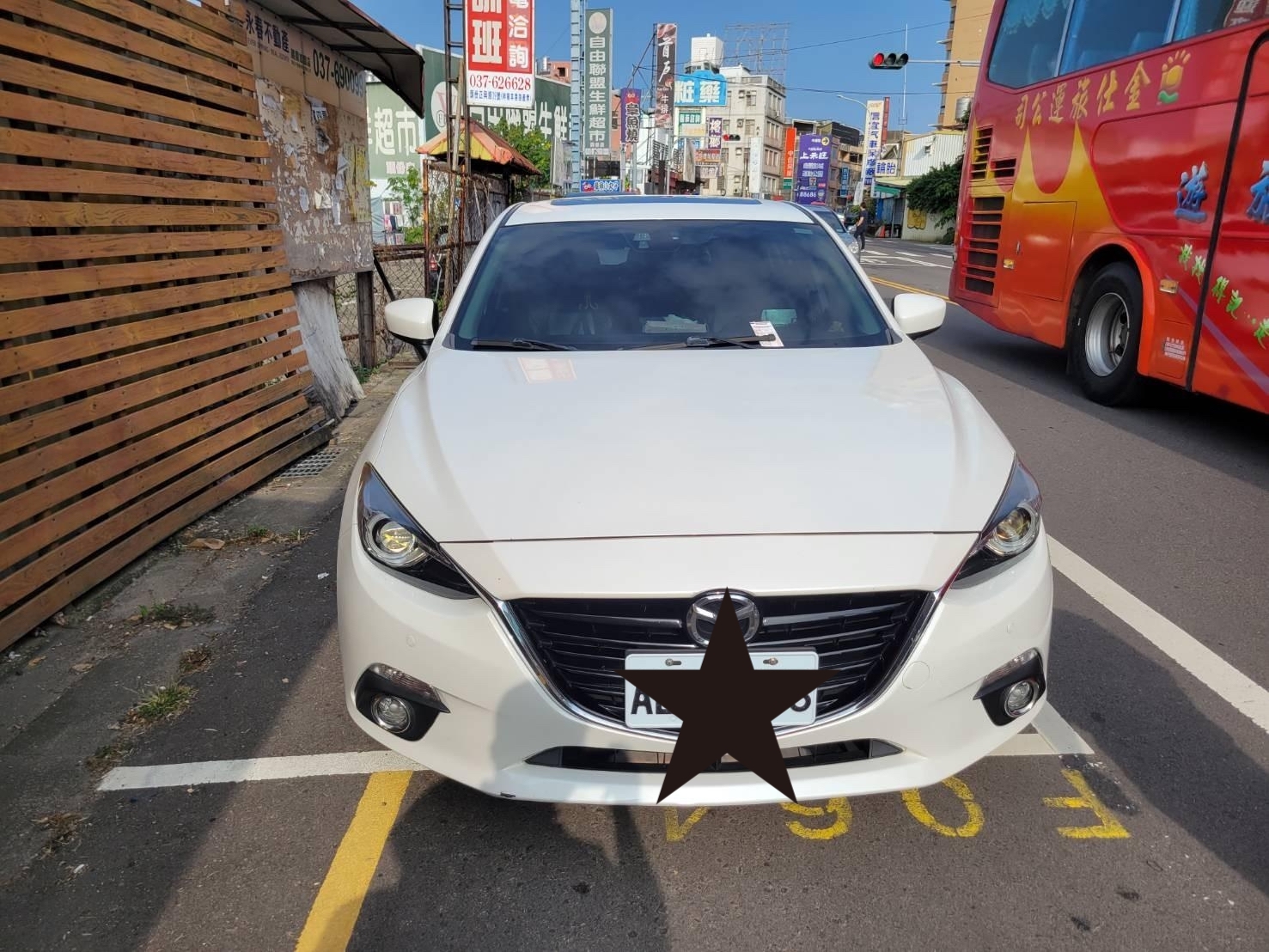 MAZDA 二手車買賣專門店-2015-Mazda 3