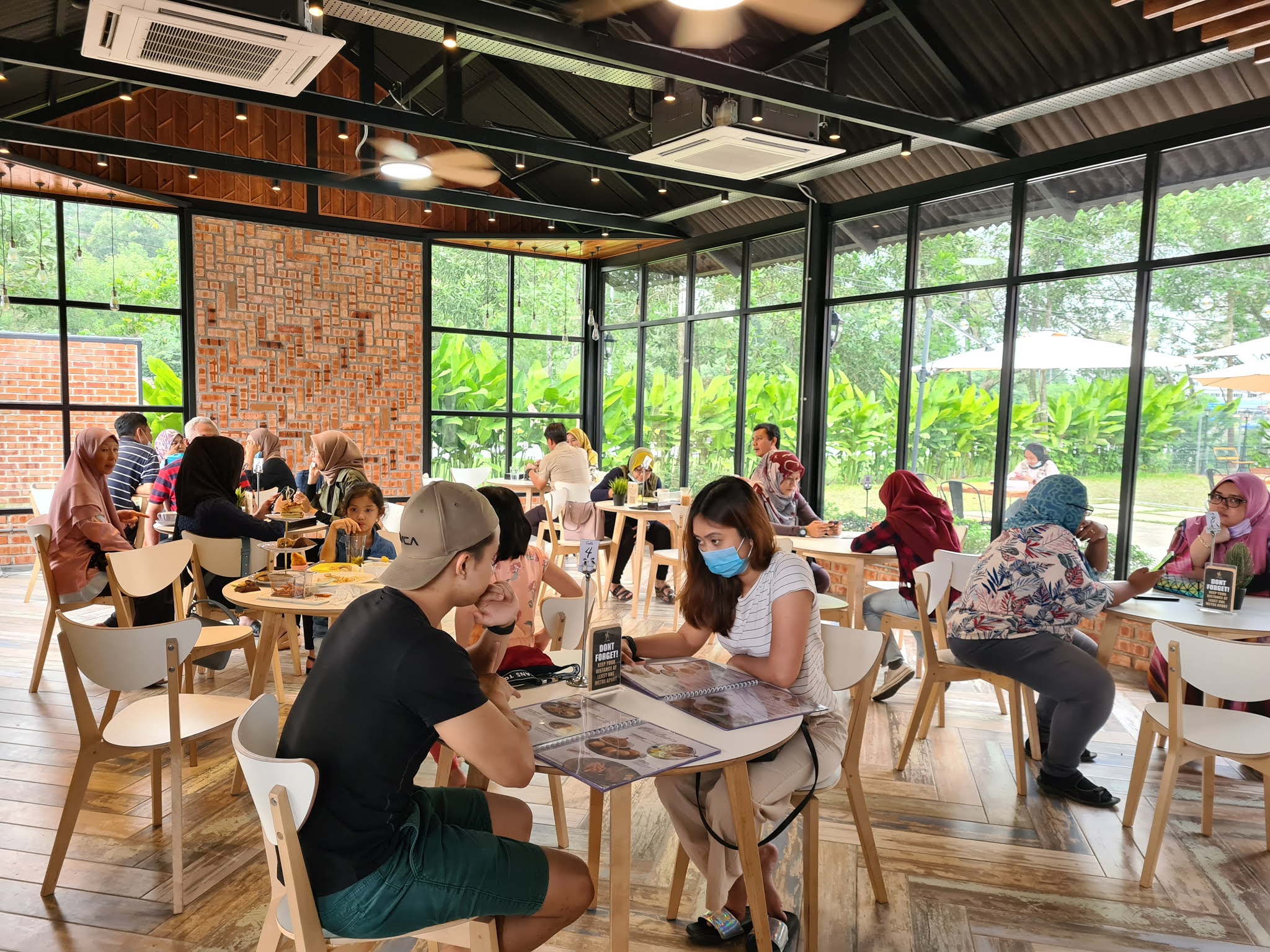 WANDERLUST DJ Gastrohub, Bandar Baru Nilai