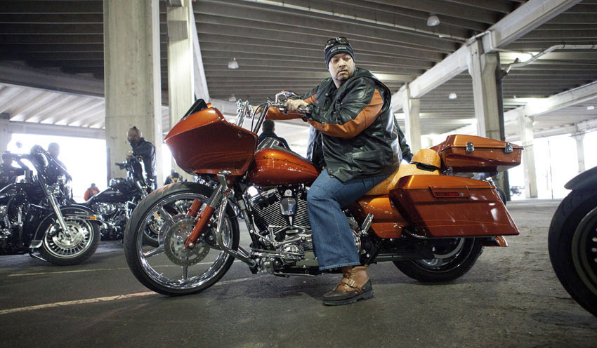 iron elite harley davidson