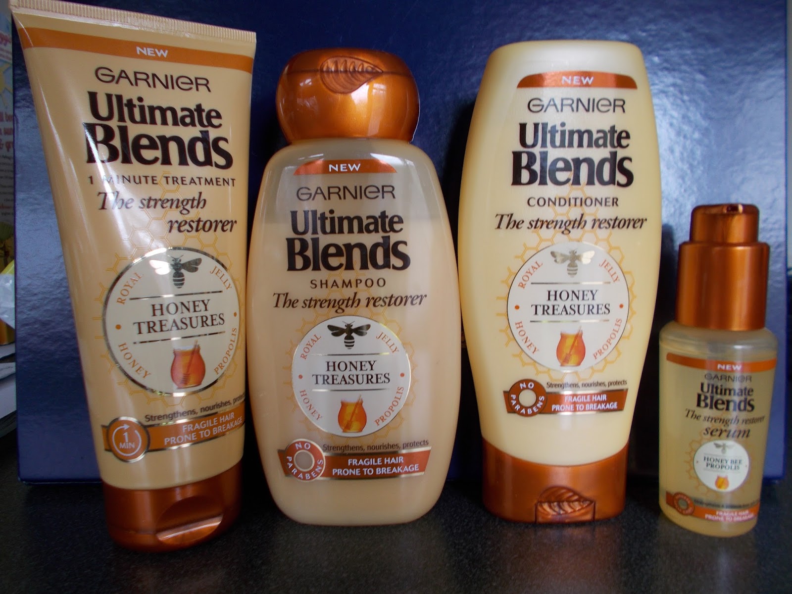 <img src="Garnier ultimate blends strengh restorer honey treasures.JPG" alt="Garnier strength restorer range of hair care review">