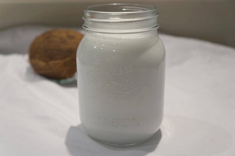 Healthy Eating & Longer Life Homemade Coconut Milk