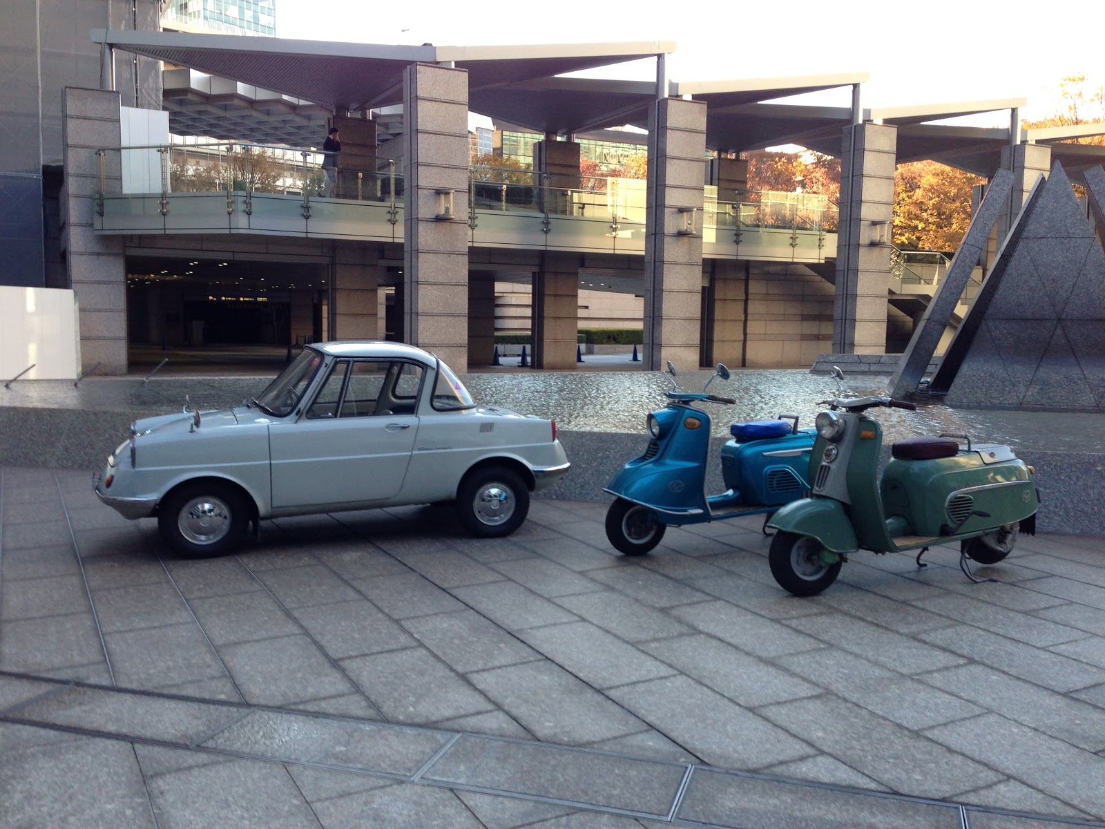 Design History & Culture Laboratory 小杉二郎の仕事R360