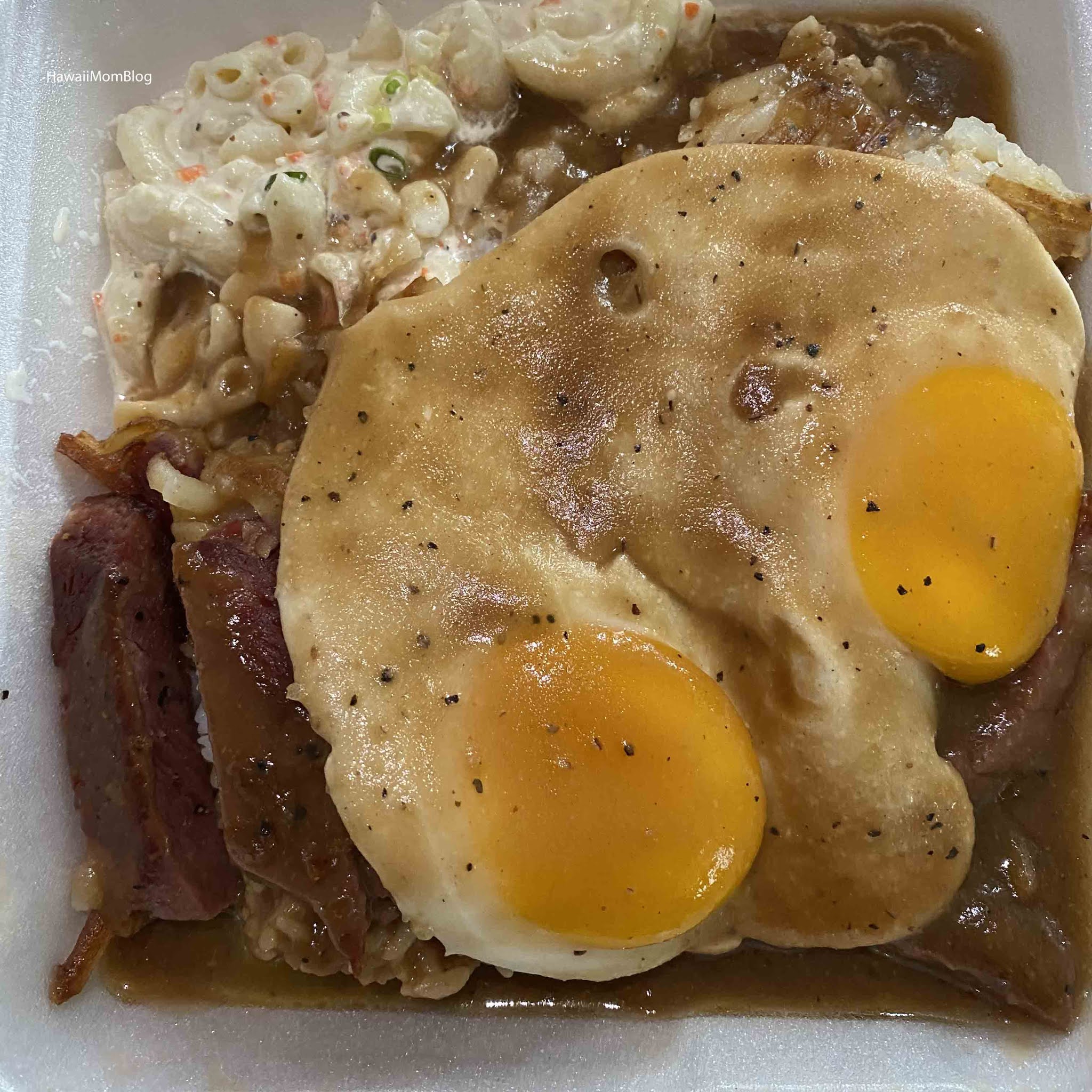 Hawaii Mom Blog Button Up Cafe