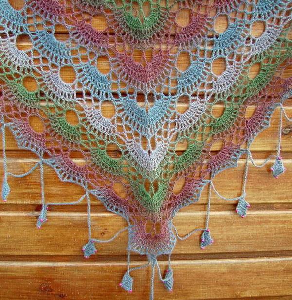 Patrones de Chal Triangular a Crochet Paso a Paso
