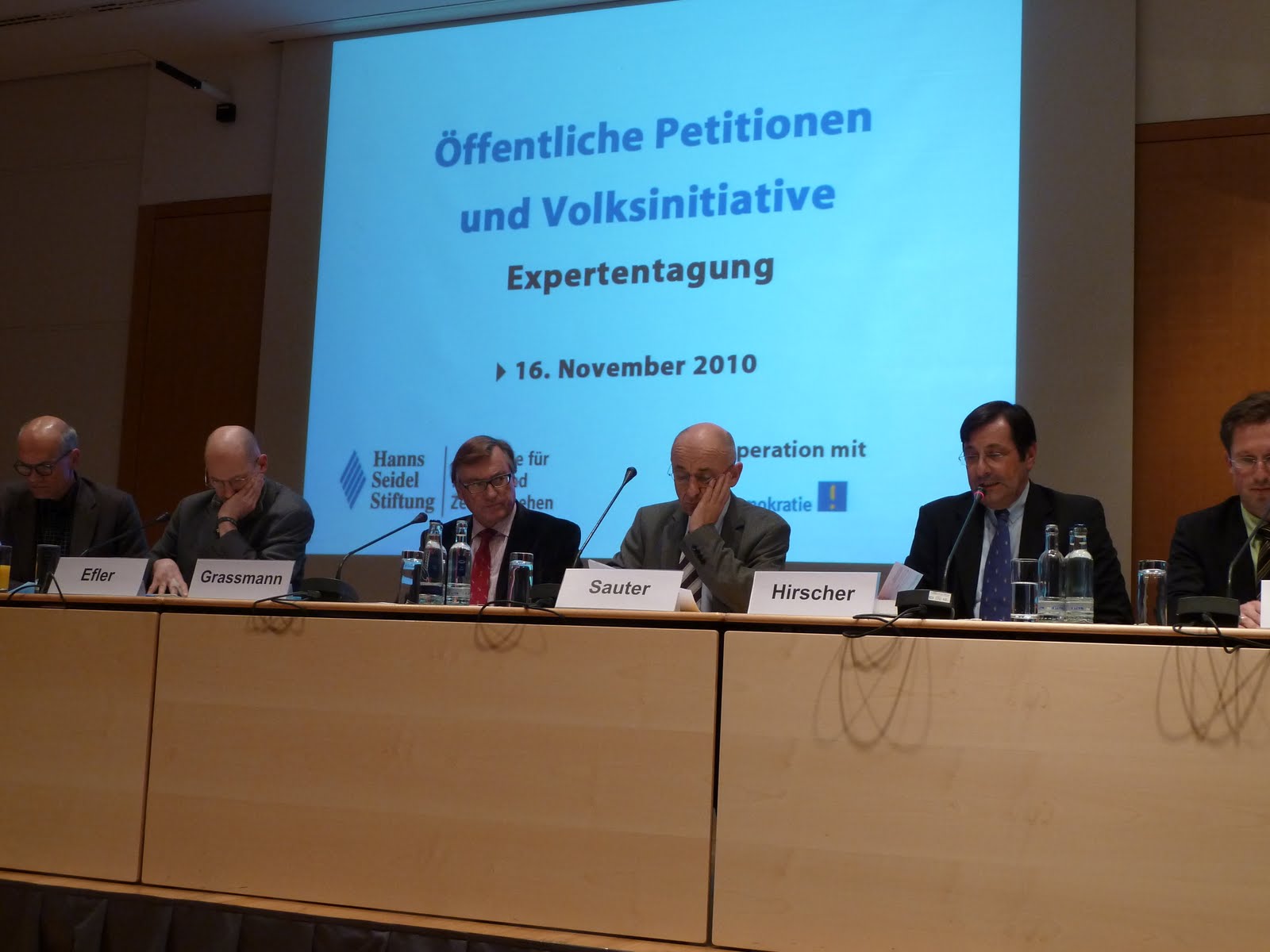 Demokratie 2.0 und Grundeinkommen