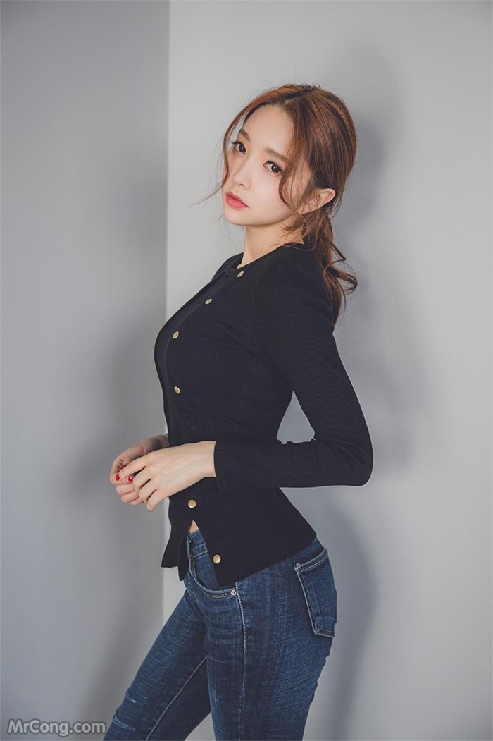 Beautiful Park Soo Yeon in the January 2017 fashion photo series (705 photos)