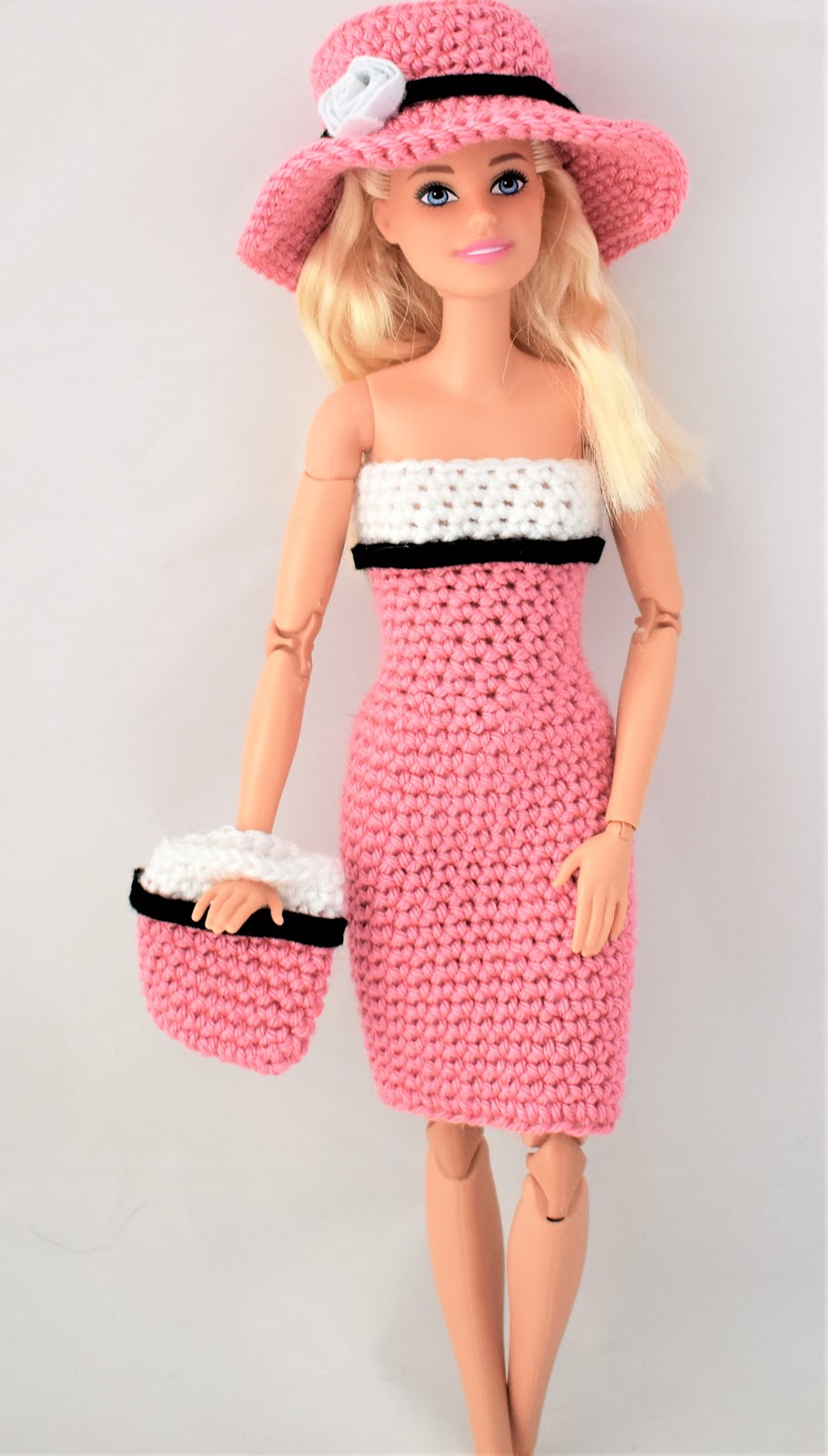 ropita de barbie a crochet