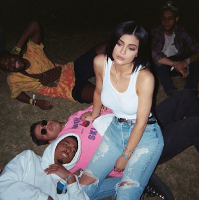 2AAA Kylie Jenner seen holding hands with Travis Scott at Coachella
