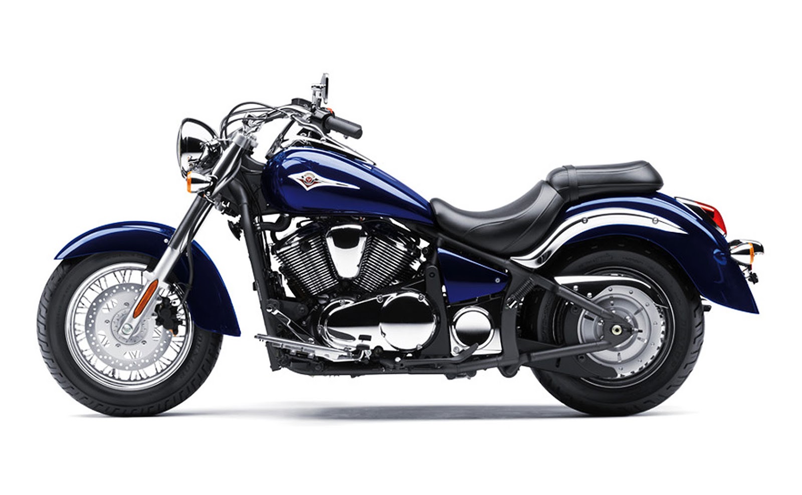 Kawasaki Motor Bikes: 2013 Kawasaki Vulcan 900 Classic