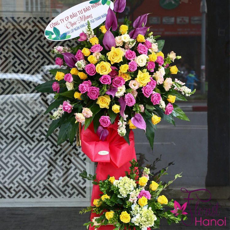 What kind of flowers is suitable for grand opening ceremony in Vietnam