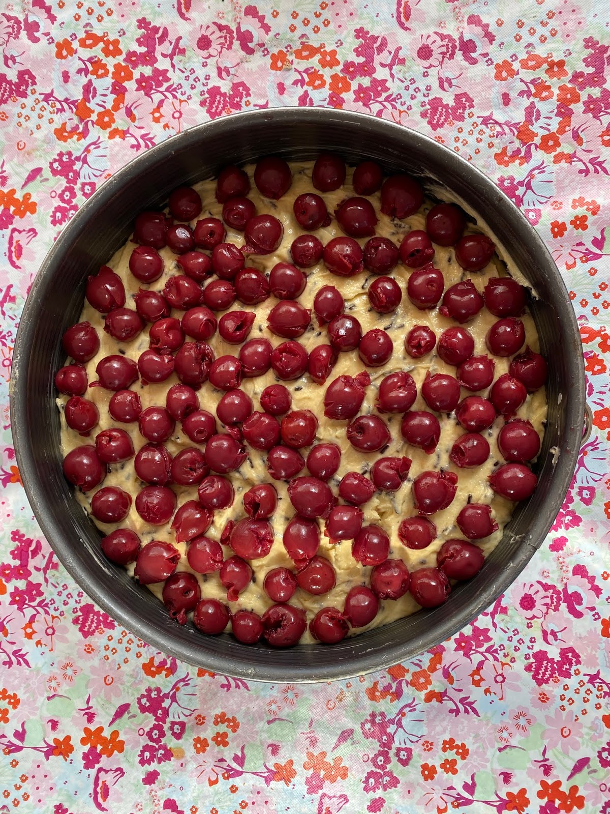 Einfacher Rührkuchen mit Kirschen und Schokostreuseln | ♥ Zuckersüße ... Einfacher Rührkuchen mit Kirschen und Schokostreuseln | ♥ Zuckersüße ...