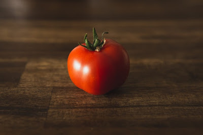 TOMATE