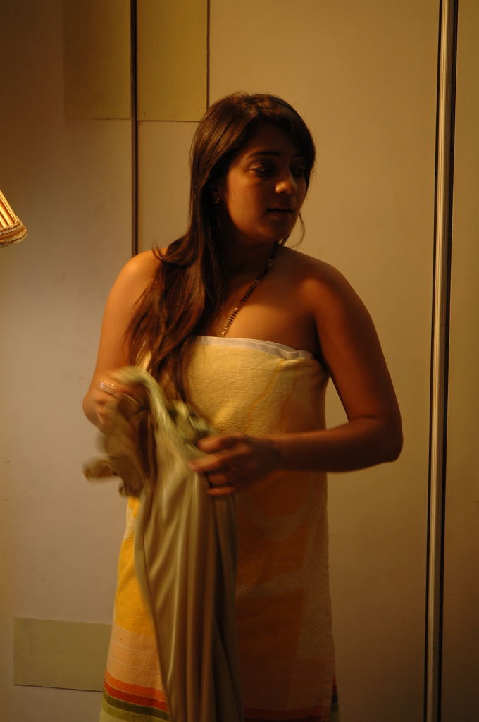 Hot Masala Actress Nikitha Apartment Movie Stills Actress In Towel Pictures Stills007