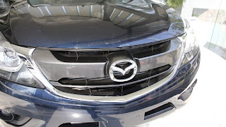Showroom Mazda Long Biên chuyên bán các dòng xe Mazda chính hãng - giá ưu đãi - khuyến mãi hấp dẫn - 19