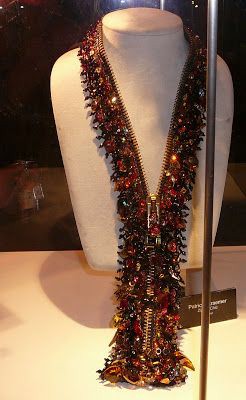 Fancy zipper necklace