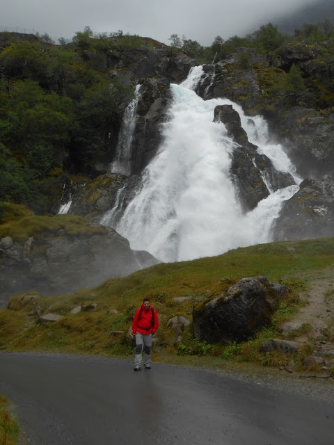 Día 8 (Glaciar Boyabreen, Glaciar Briksdals, Cascada Tvinnefossen) - Fiordos Noruegos - Oslo (14 días por nuestra cuenta) Agosto 2013 (3)