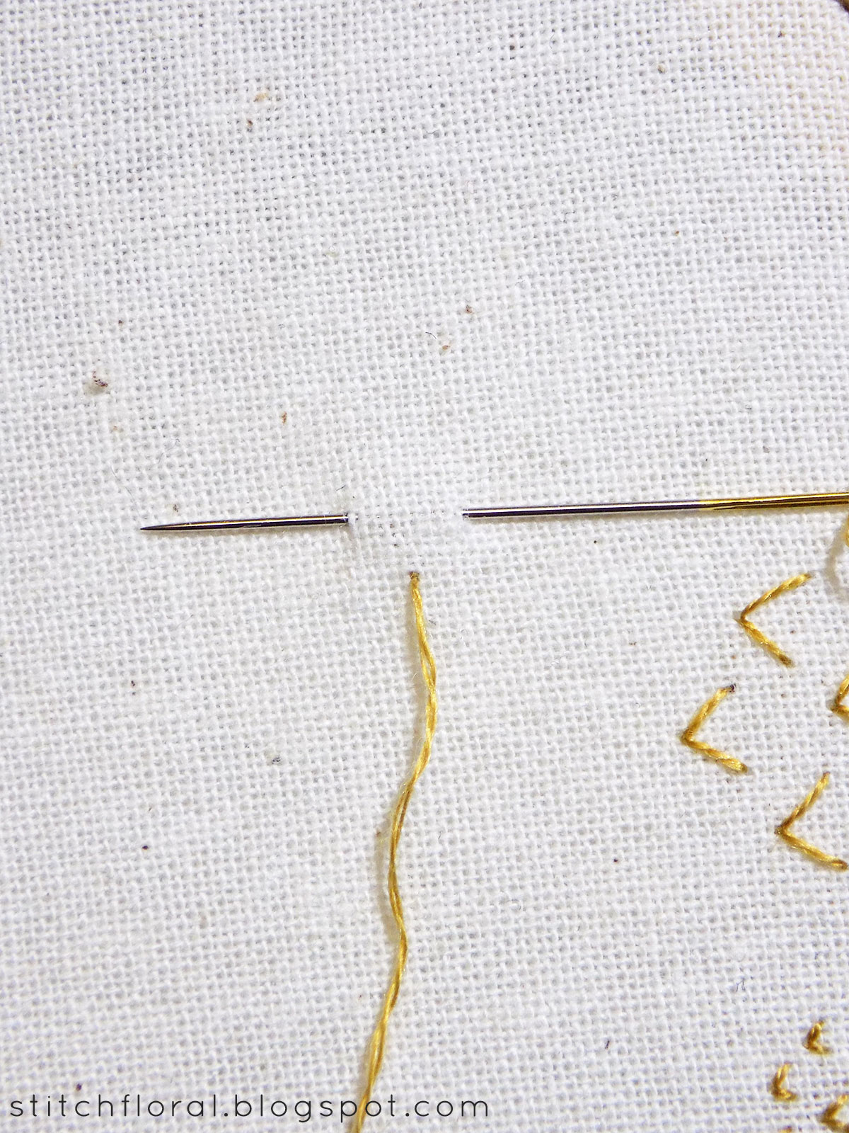 Arrowhead embroidery stitch: single, line and filler - Stitch Floral