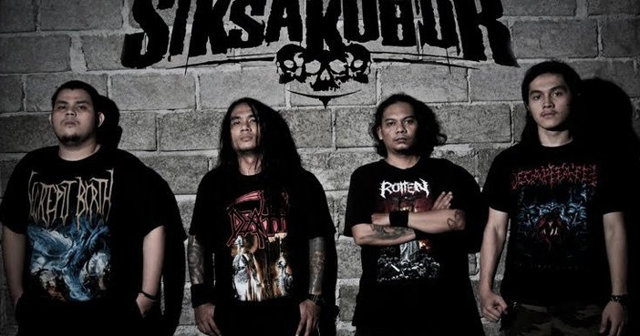 Kuburan Band Tua Tua Kelabing By My World Ipsd On Soundcloud Hear The World S Sounds