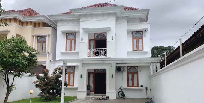 Dijual rumah mewah luxury full furnished lokasi strategis barat Kraton Yogyakarta seputaran Bugisan Dekat kampus PGRI