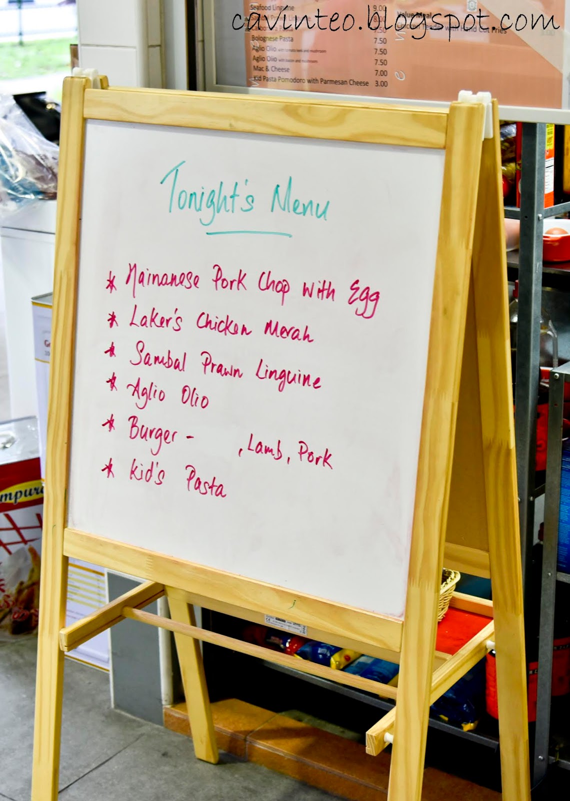 Entree Kibbles Shaker Lakers East Meets West Yishun Park Hawker