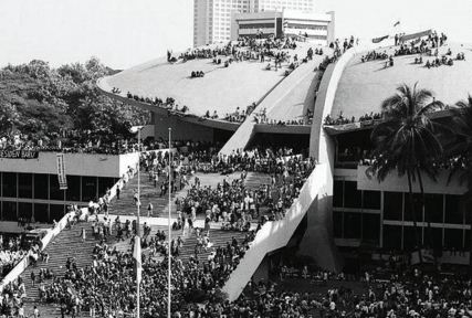 Sejarah Indonesia Xii Bab 5 Sistem Dan Struktur Politik Ekonomi Indonesia Masa Reformasi Terlengkap