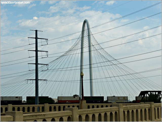 Margaret Hunt Hill Bridge de Calatrava en Dallas, Texas