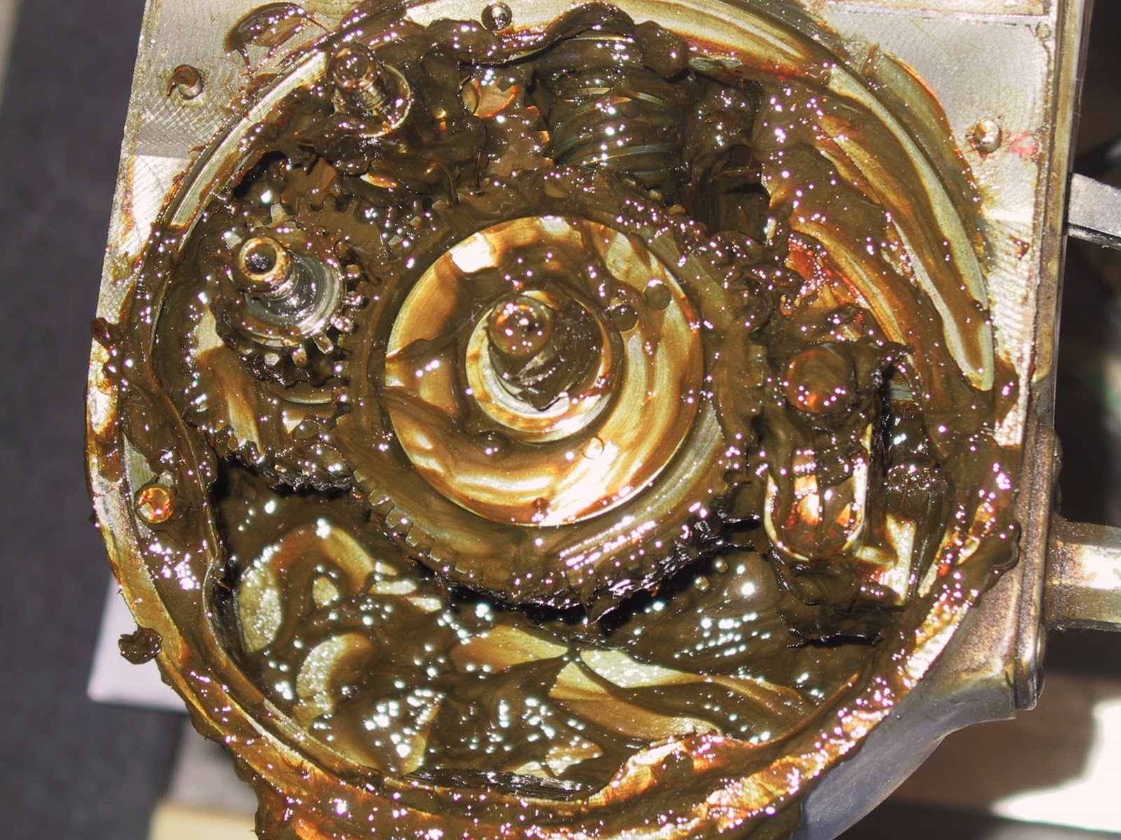 Hobart A200 Overhaul Removing the Old Transmission Grease