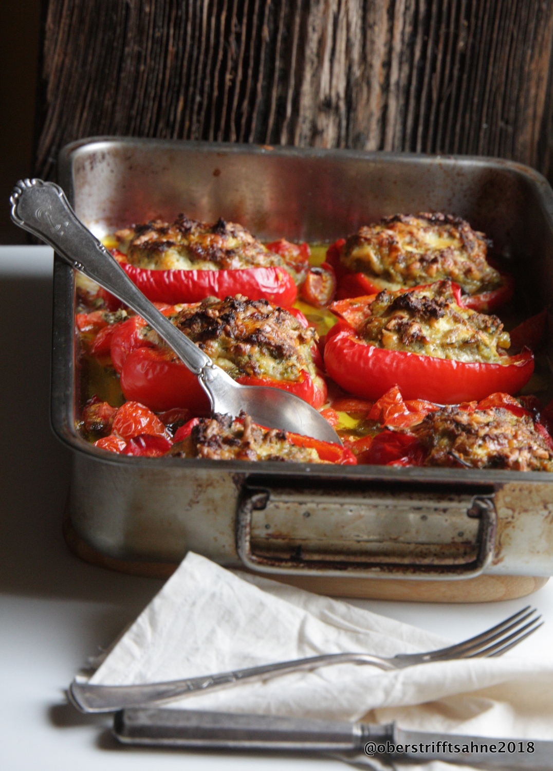 Low carb, high taste: Etwas anders gefüllte Paprika und eine ...