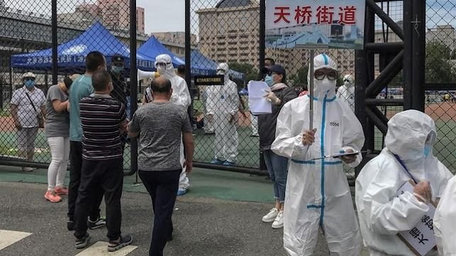 Escapa bacteria de laboratorio en China e infecta a más de 3 mil personas; se teme lo peor