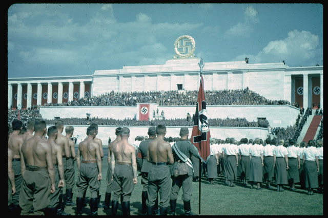 Reichsparteitag – съезд нацистской партии в Нюрнберге, Германия, 1937. / Reichsparteitag (Party Congress) in Nuremberg Germany, 1937.