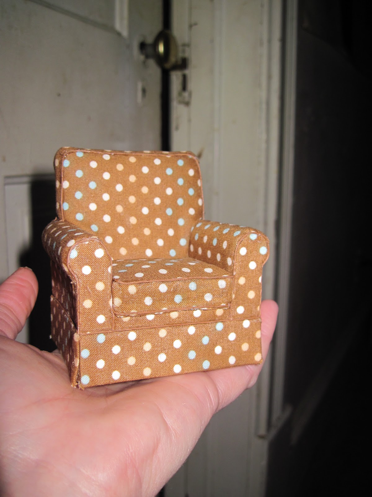 beyondbaffled... DIY Upholstered Mini Chairs and a blog
