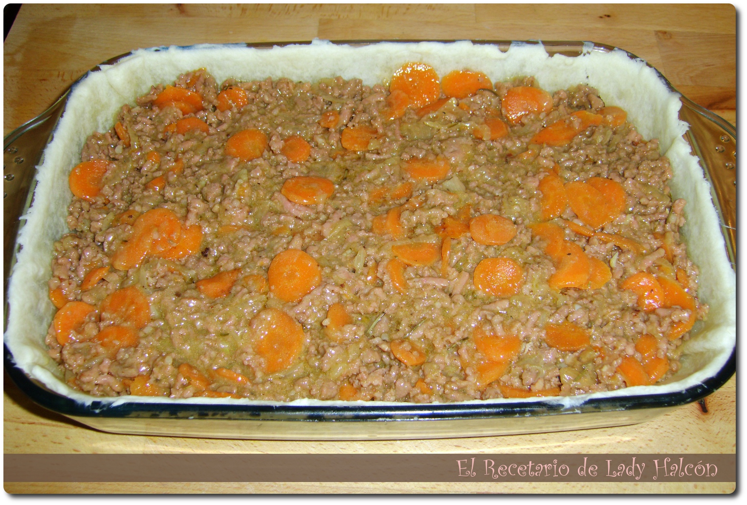 Meat & Carrot British Pie o Pastel de carne y zanahorias británico