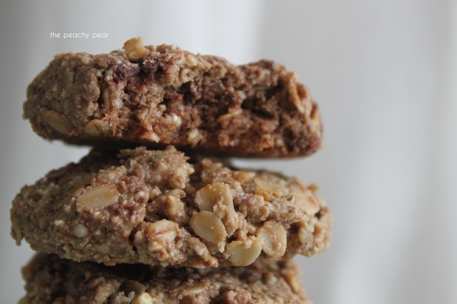 the peachy pear Dark Chocolate Cashew Cookies