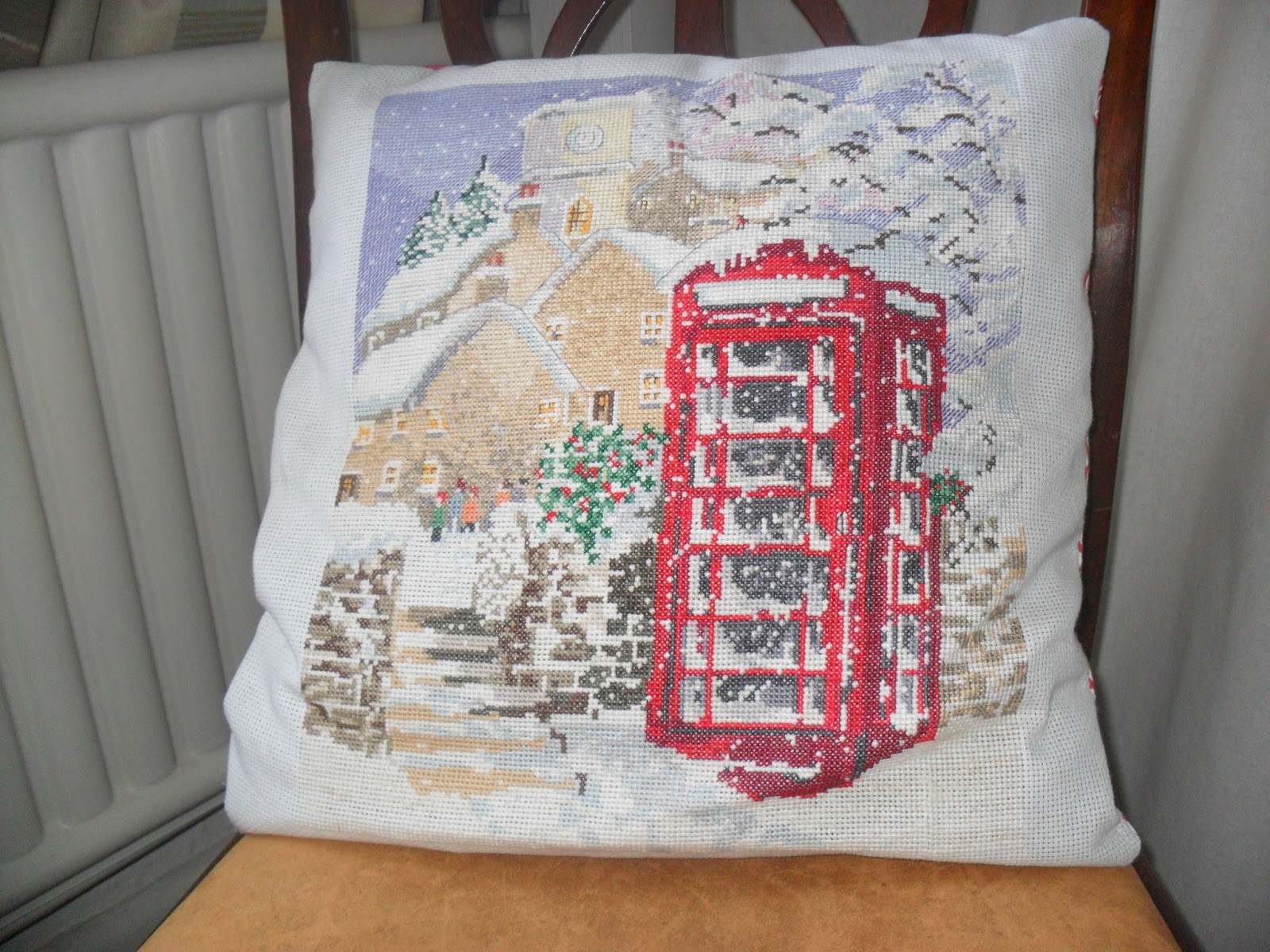 Cupcakes and Cushions CrossStitch Cushion