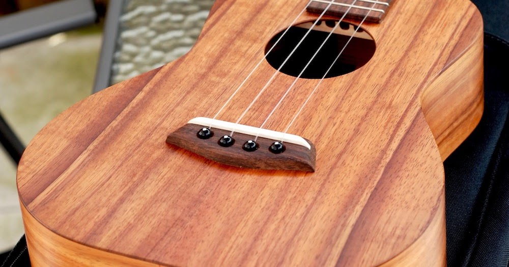 Kanile'a K1 Tenor ukulele REVIEW