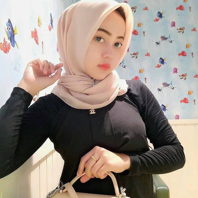 Anggi Beautiful Model of Hijab From Semarang - Hijaber Turki